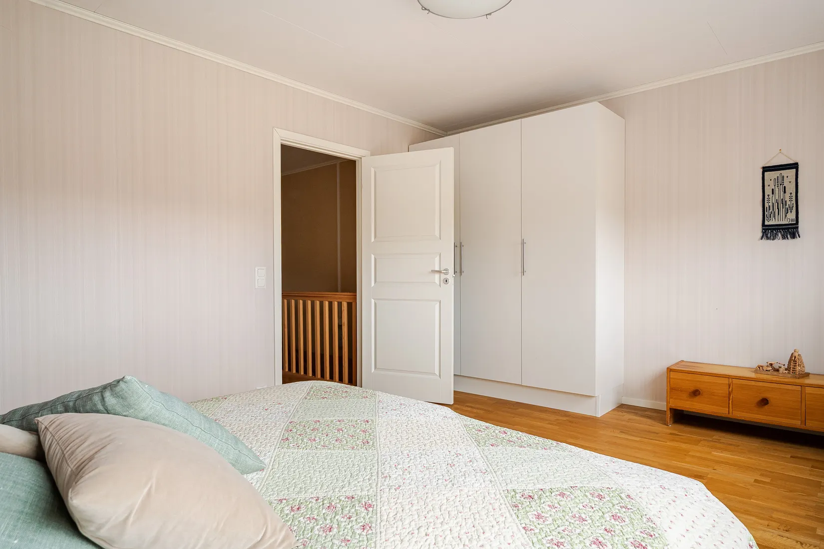 Villa, Radhus, Villagatan 44, Kullsta, Nynäshamn