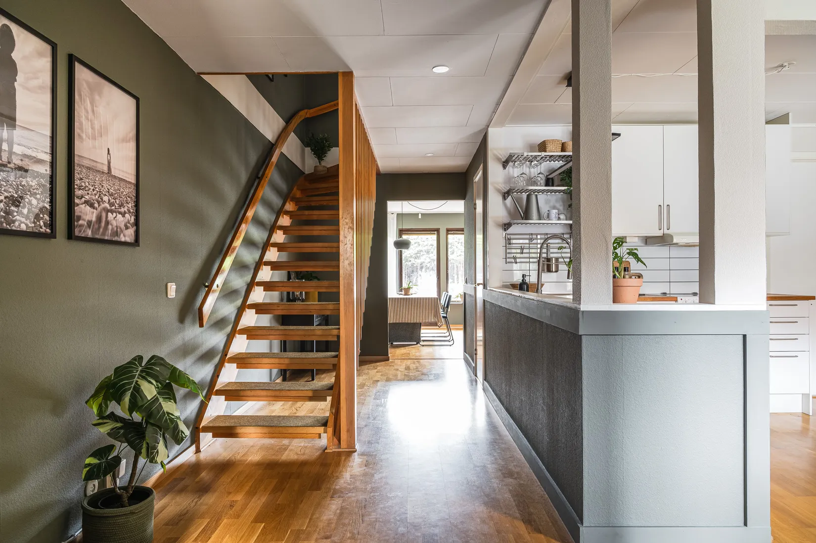 Radhus, Guldsmedsgatan 9, Skara