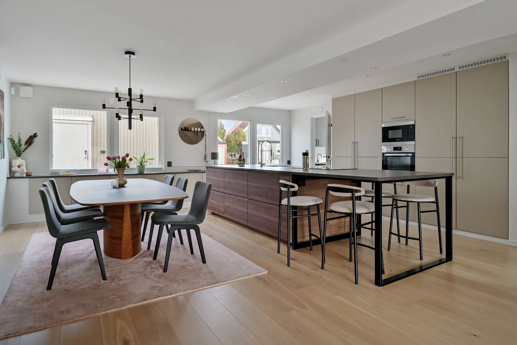 Villa, Dagsländevägen 8, Fresta, Upplands Väsby