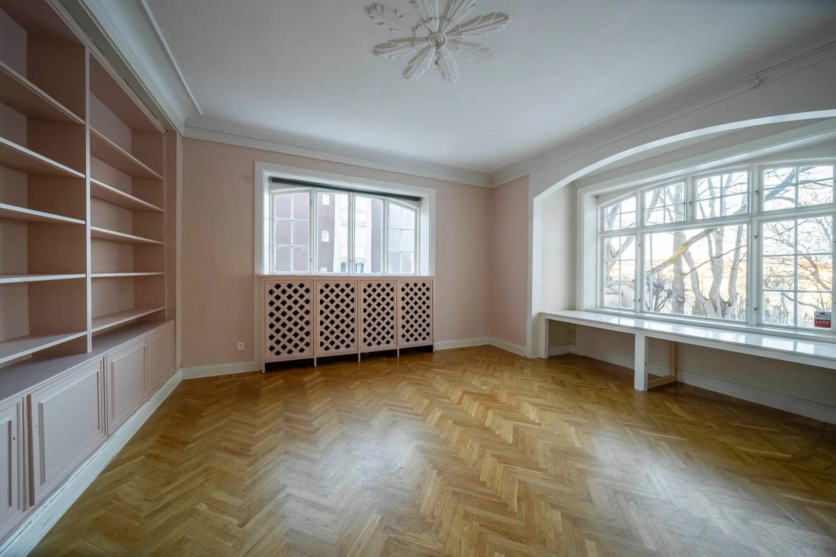 Villa, Övre Torekällgatan 29 och Övre Torekällgatan 27, Centralt, Södertälje