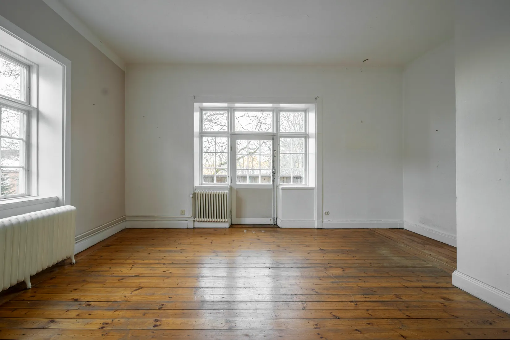 Villa, Övre Torekällgatan 29 och Övre Torekällgatan 27, Centralt, Södertälje