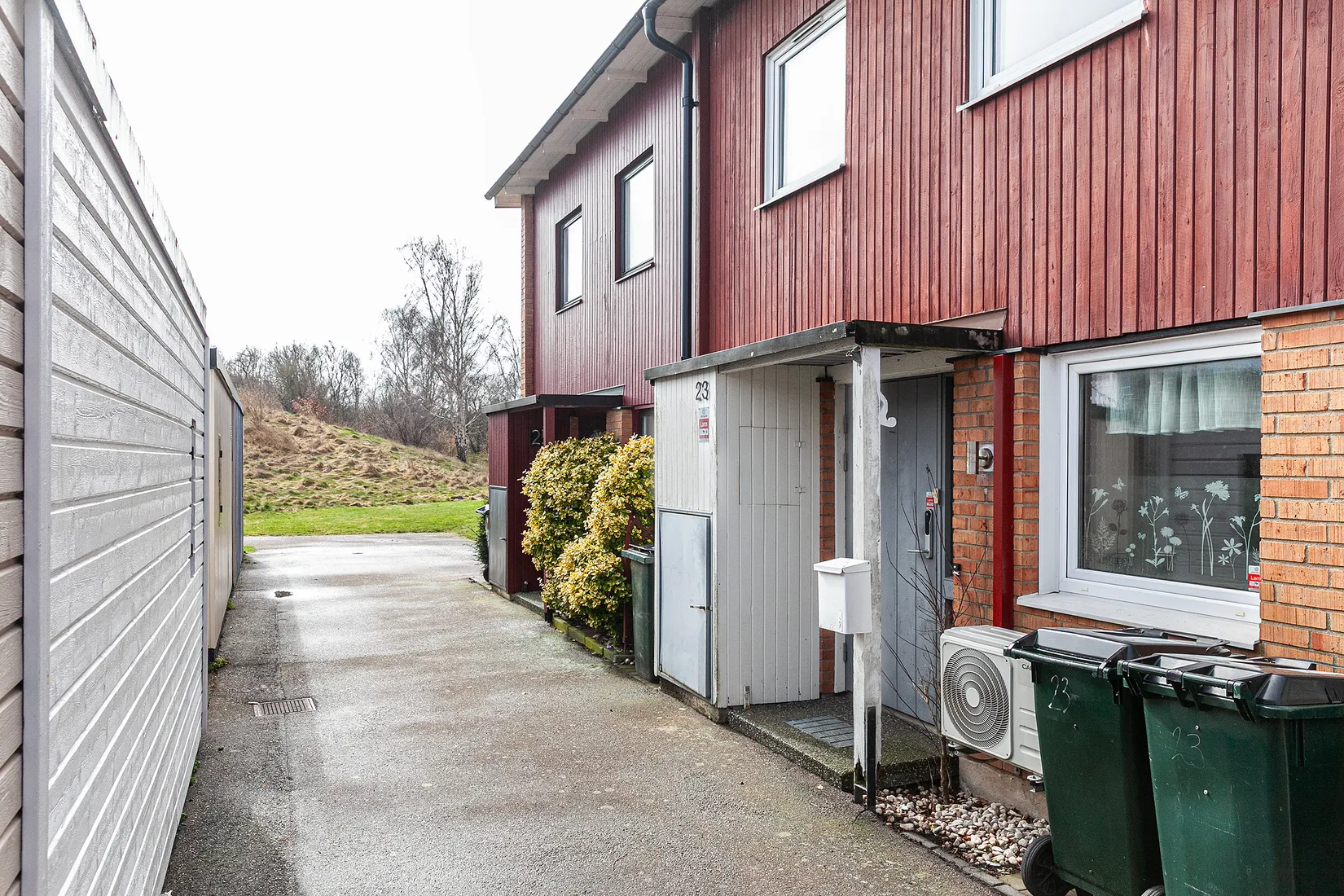 Villa, Radhus, Plöjargränd 23, Lerberget, Höganäs