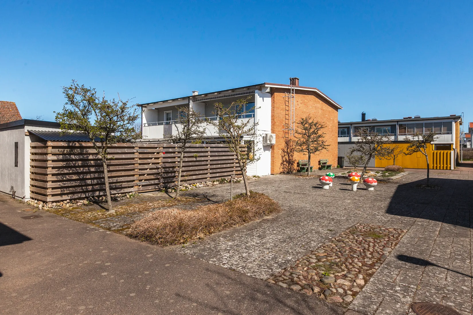 Villa, Radhus, Plöjargränd 23, Lerberget, Höganäs