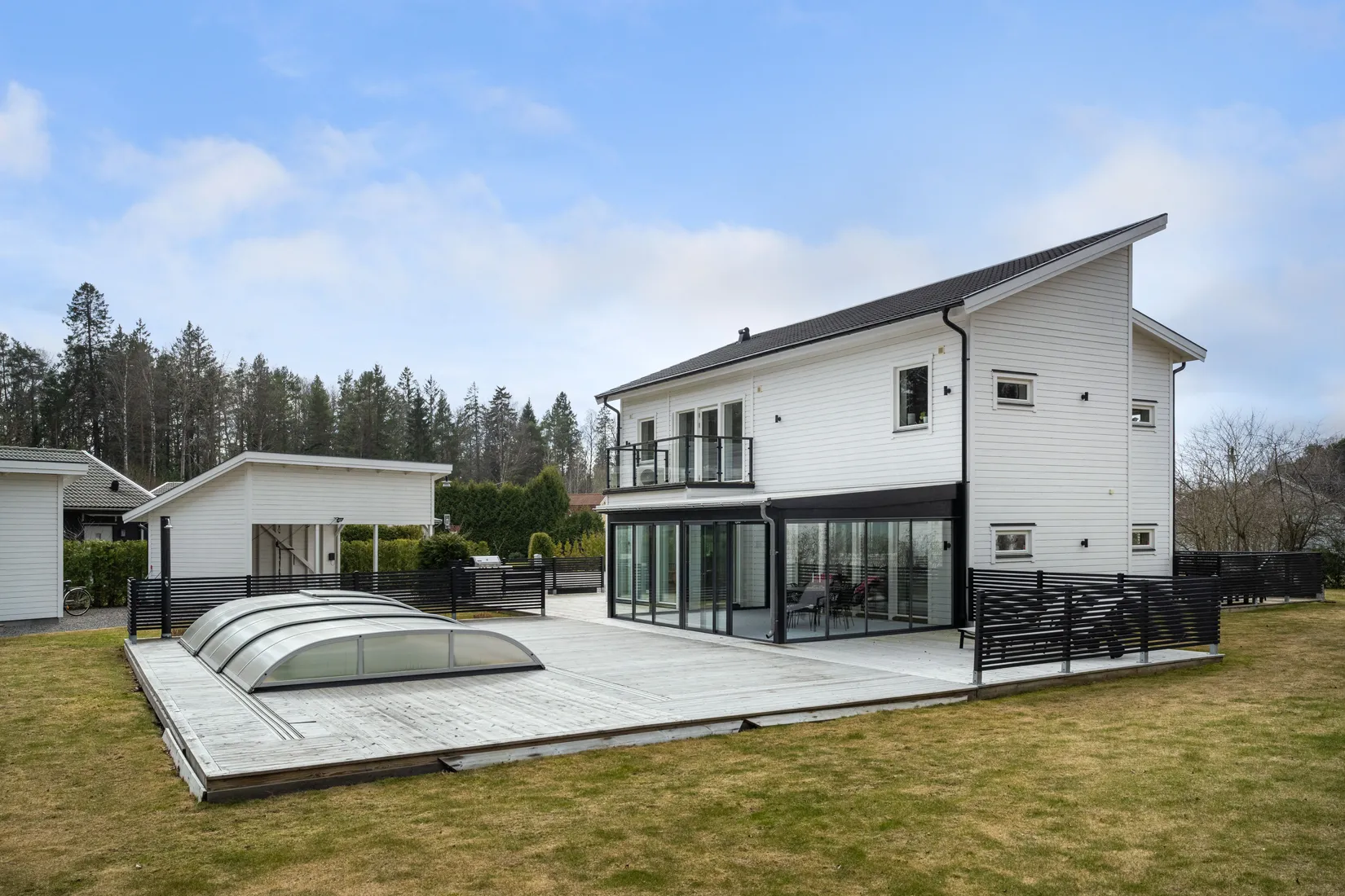 Villa, Mjölkörtsvägen 12, Tosterön, Strängnäs