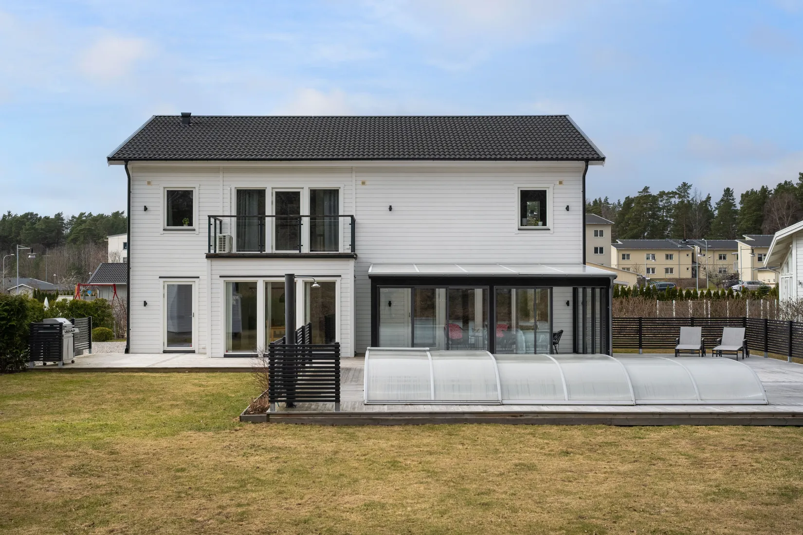Villa, Mjölkörtsvägen 12, Tosterön, Strängnäs