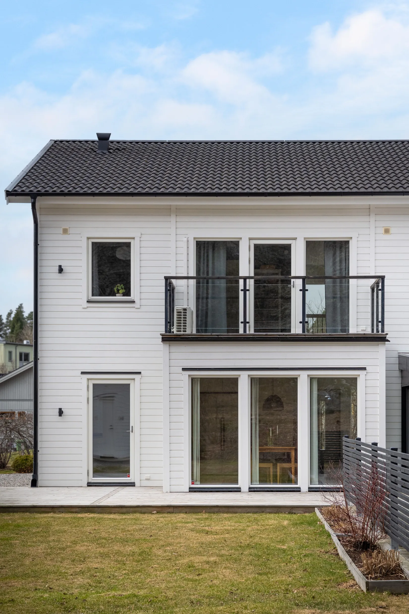 Villa, Mjölkörtsvägen 12, Tosterön, Strängnäs