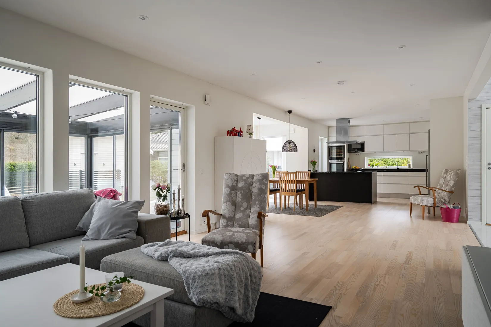 Villa, Mjölkörtsvägen 12, Tosterön, Strängnäs