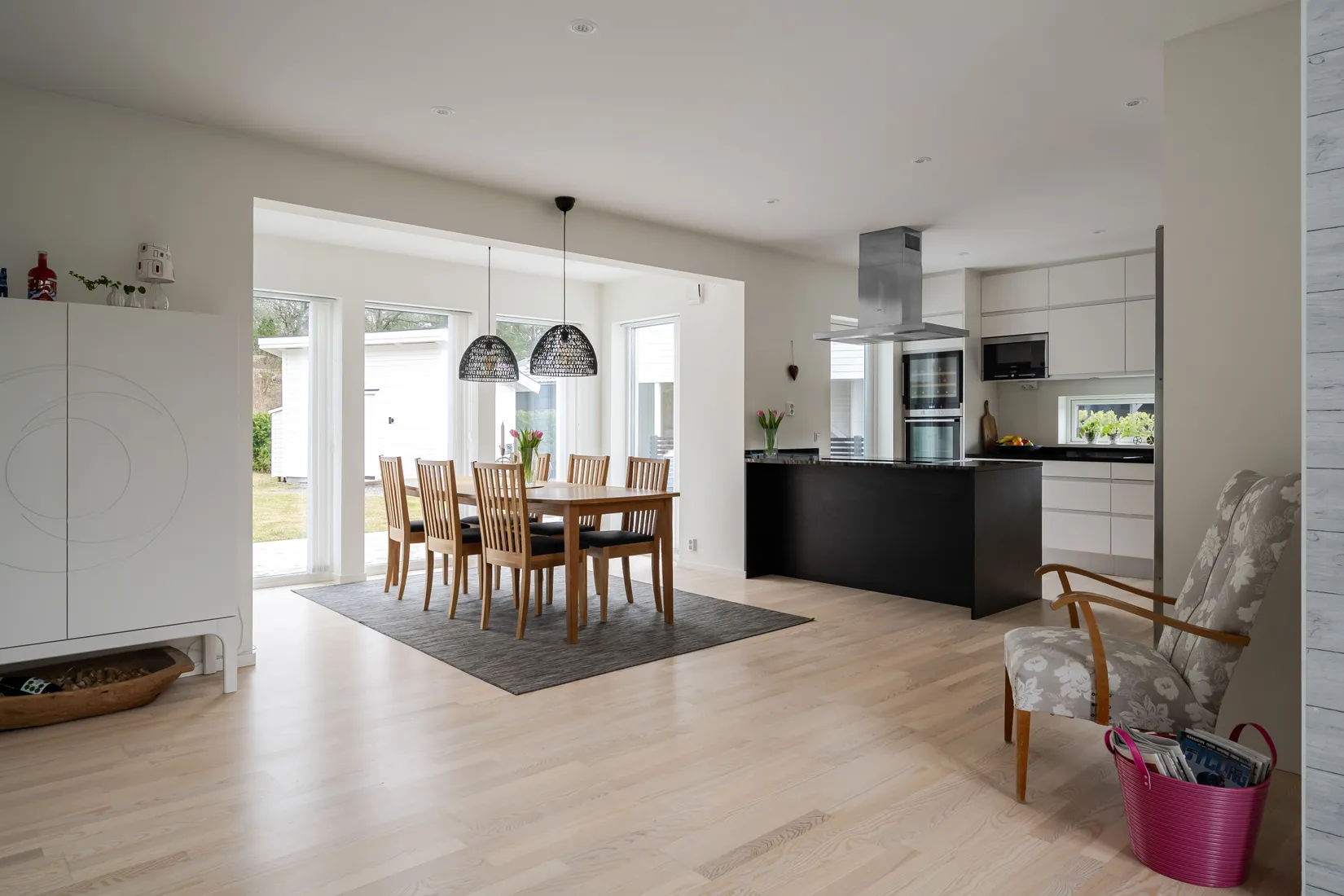 Villa, Mjölkörtsvägen 12, Tosterön, Strängnäs