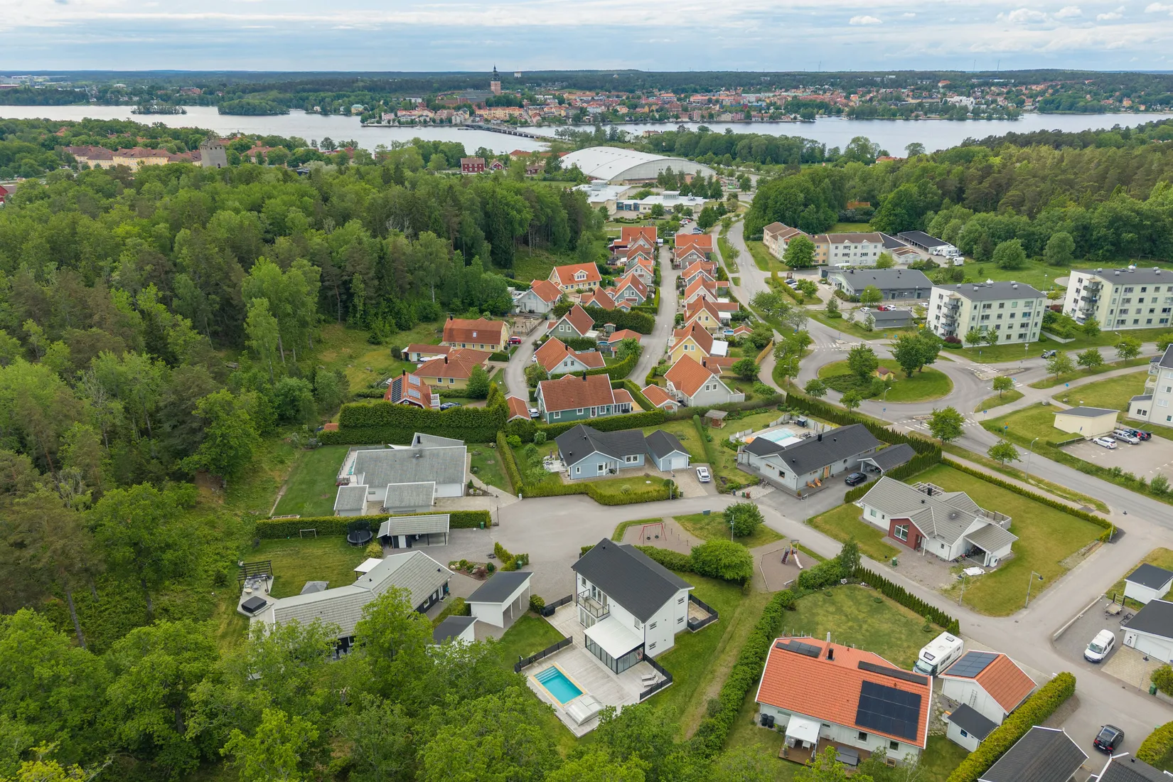 Villa, Mjölkörtsvägen 12, Tosterön, Strängnäs