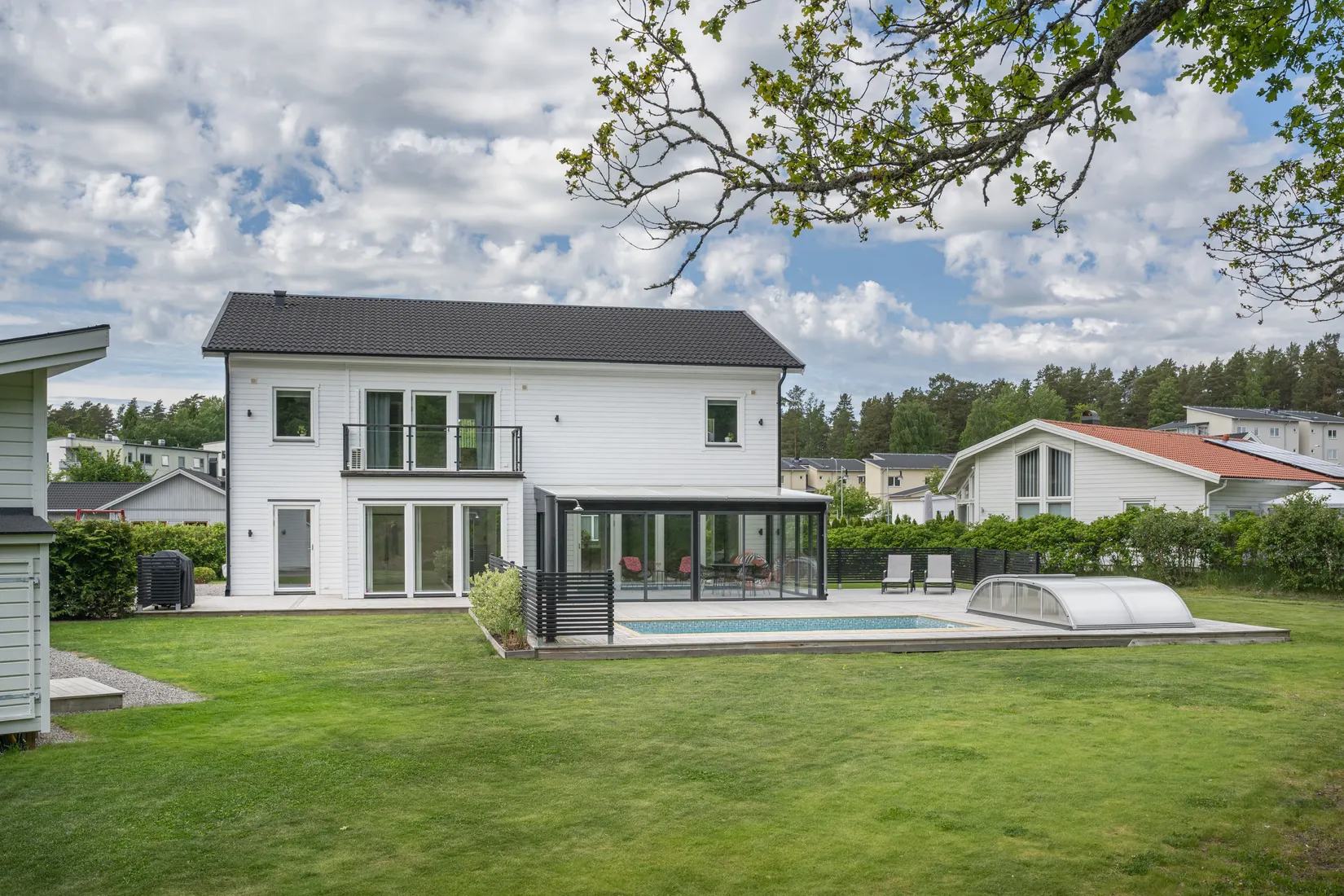 Villa, Mjölkörtsvägen 12, Tosterön, Strängnäs