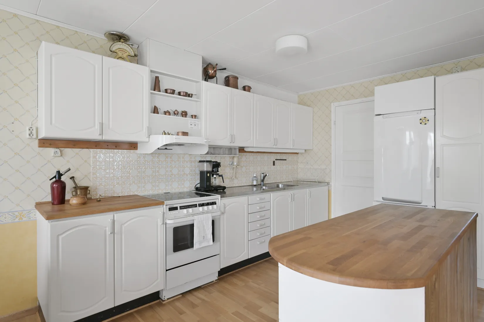 Bostadsrätt, Radhus, Björkuddsvägen 44B, Ekerö Björkudden, Ekerö