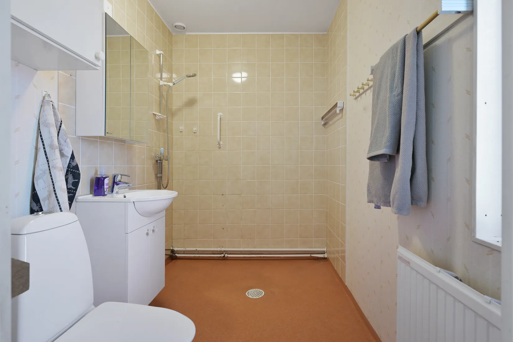 Bostadsrätt, Radhus, Björkuddsvägen 44B, Ekerö Björkudden, Ekerö