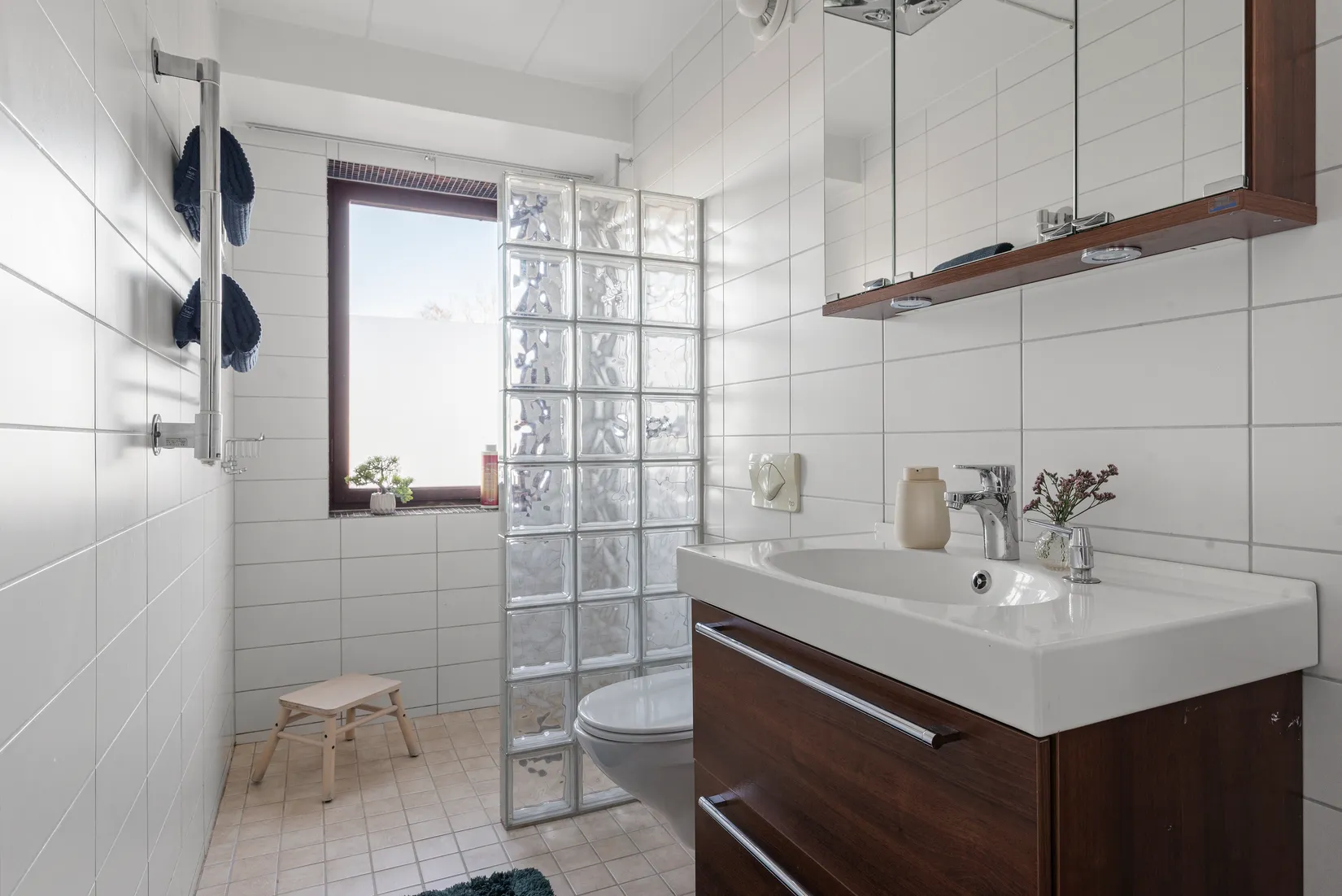 Villa, PILFINKSVÄGEN 24, Näsbypark, Täby