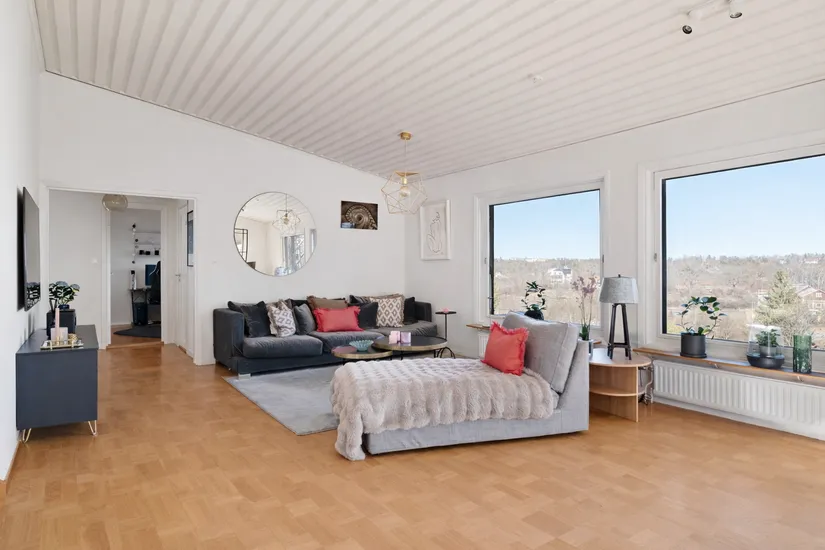 Villa, PILFINKSVÄGEN 24, Näsbypark, Täby