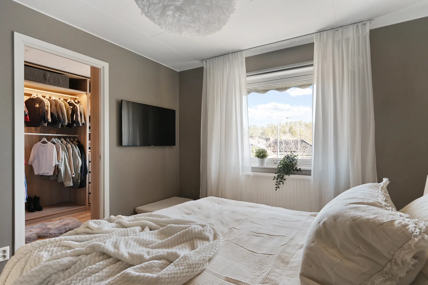 Radhus, Balettvägen 31, Huddinge