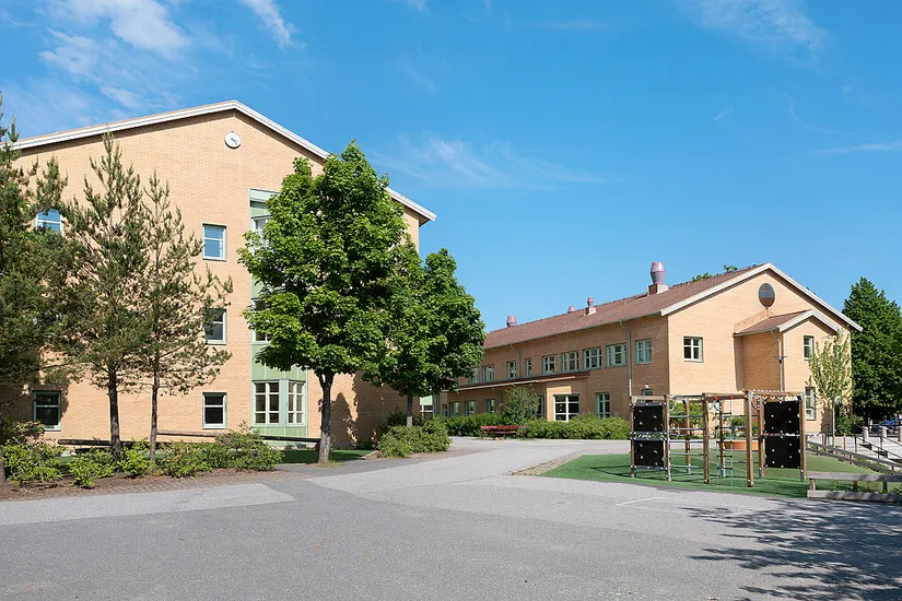 Radhus, Balettvägen 31, Huddinge