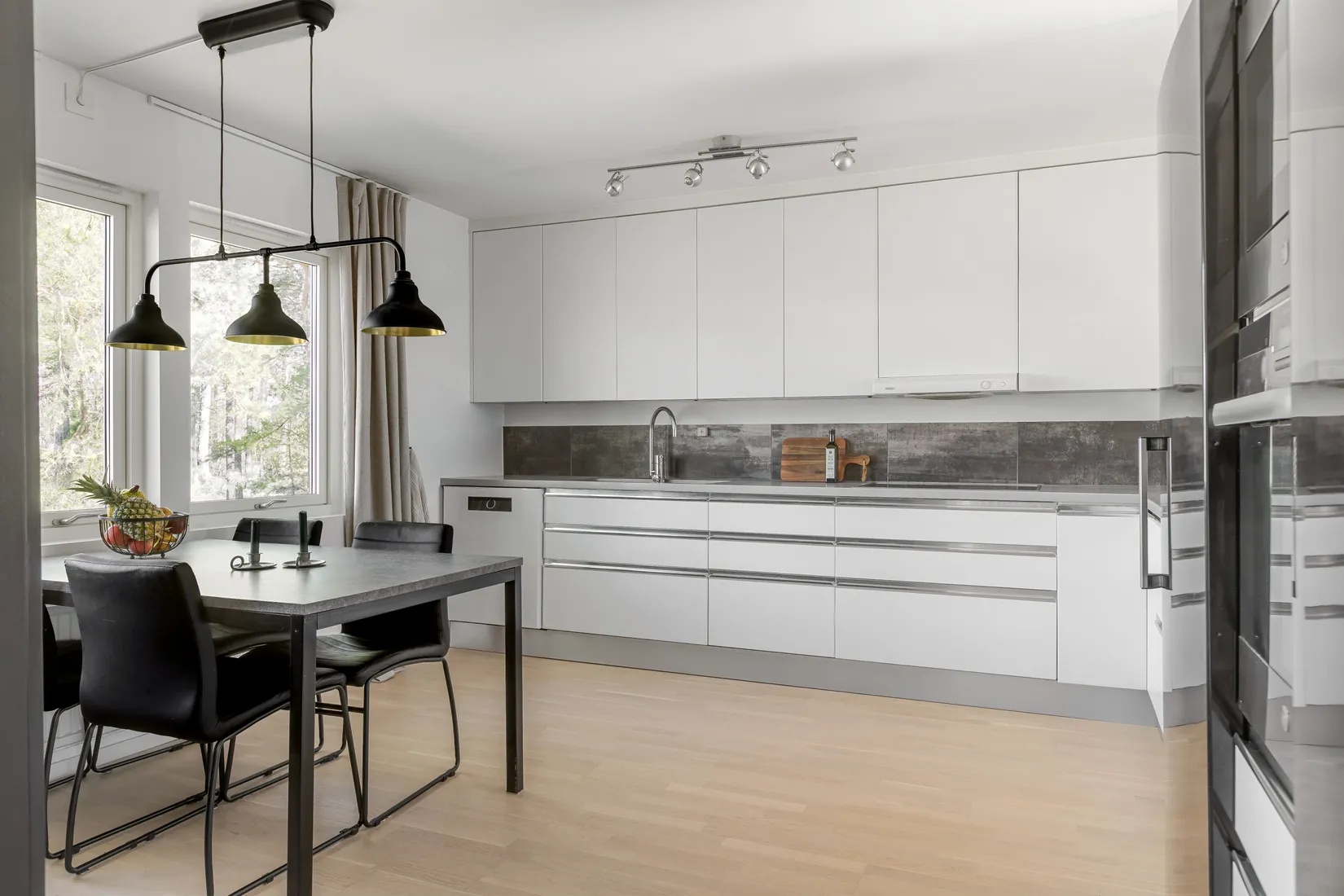 Radhus, Näsuddsvägen 39D, Danvik, Oxelösund