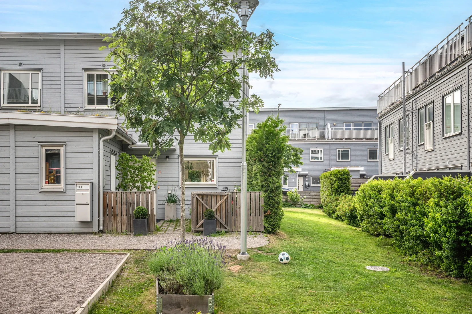 Bostadsrätt, Radhus, Arningetorpsvägen 11B, Hägerneholm, Täby