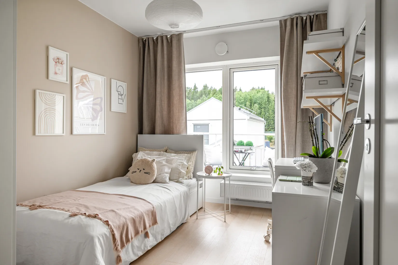 Bostadsrätt, Radhus, Arningetorpsvägen 11B, Hägerneholm, Täby