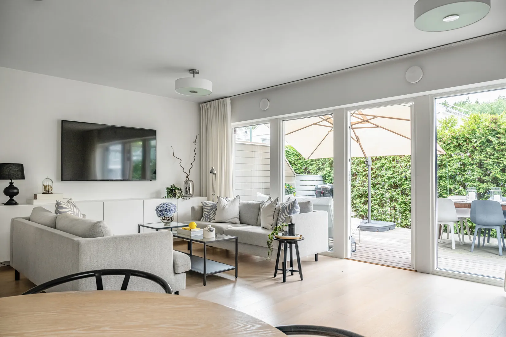 Bostadsrätt, Radhus, Arningetorpsvägen 11B, Hägerneholm, Täby