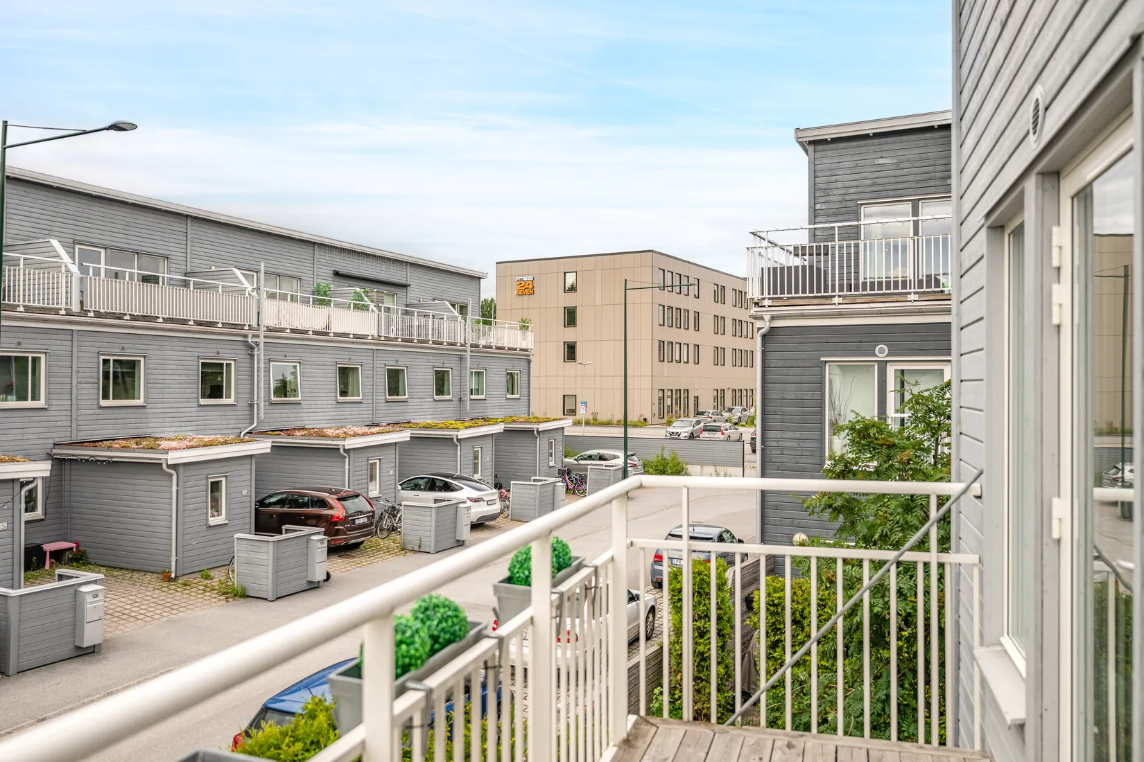 Bostadsrätt, Radhus, Arningetorpsvägen 11B, Hägerneholm, Täby