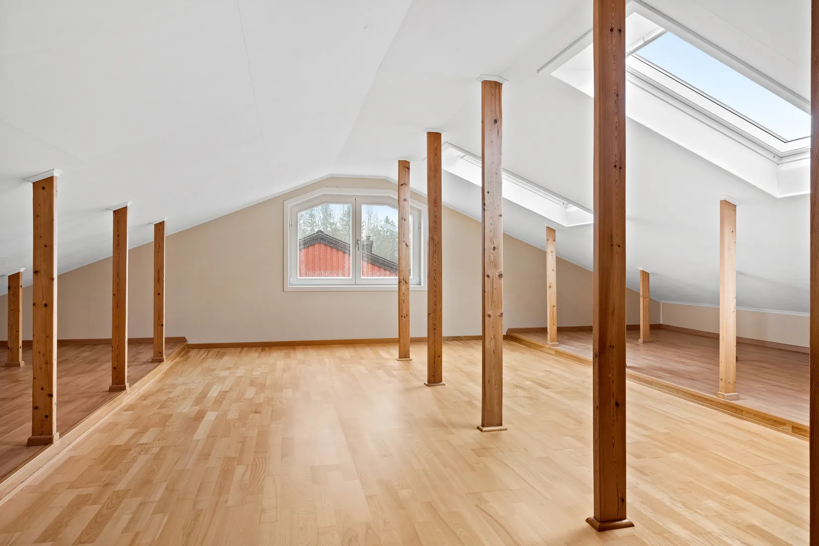 Villa, Radhus, Stallbacken 4, Viksjö, Järfälla