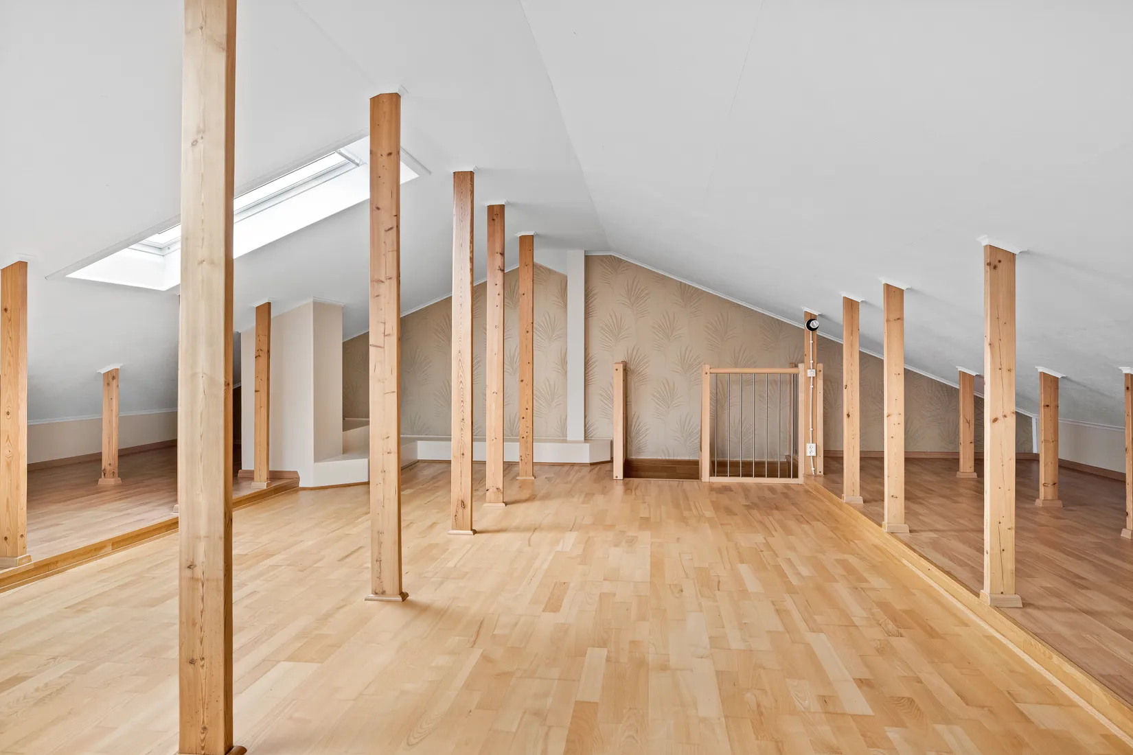 Villa, Radhus, Stallbacken 4, Viksjö, Järfälla