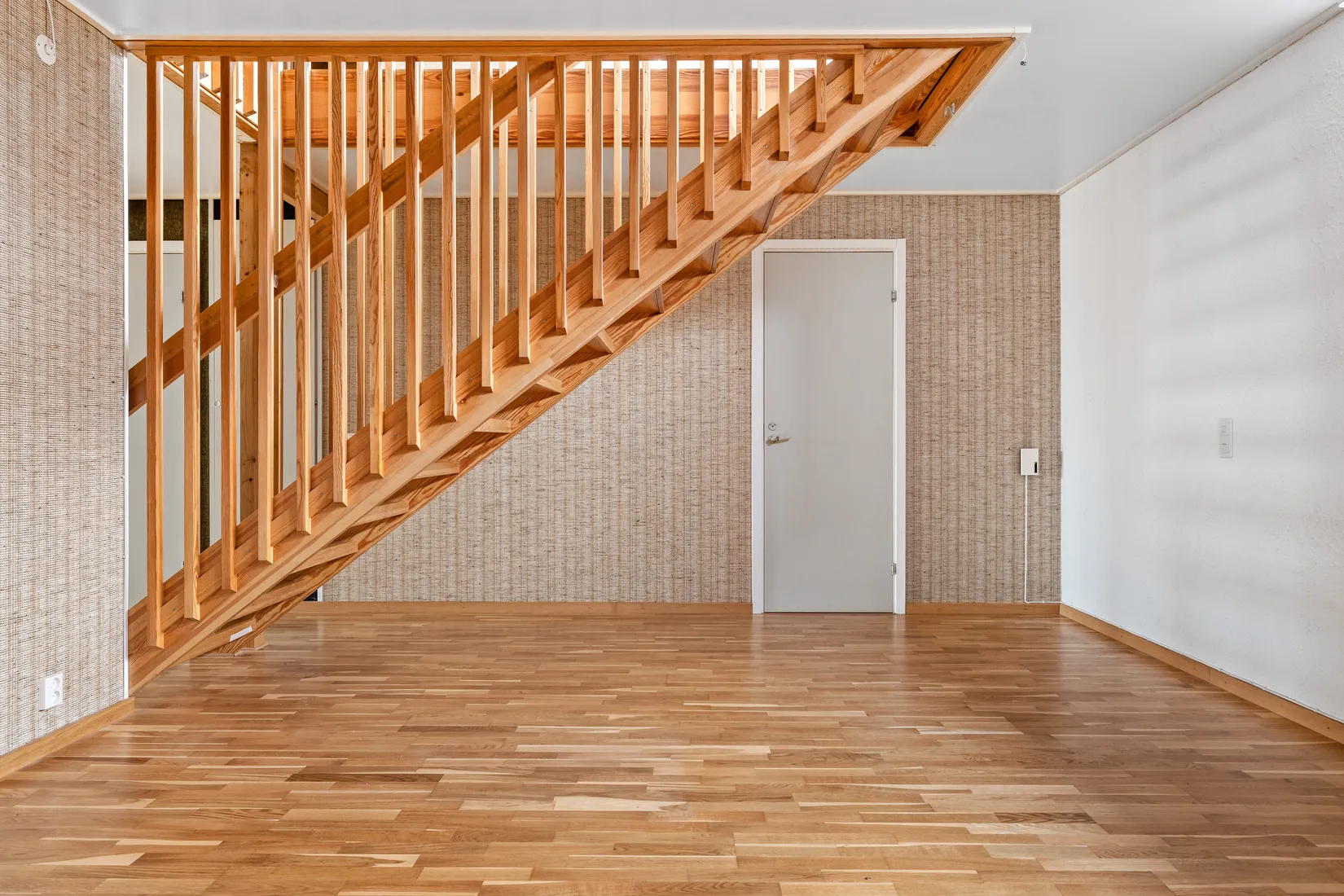 Villa, Radhus, Stallbacken 4, Viksjö, Järfälla