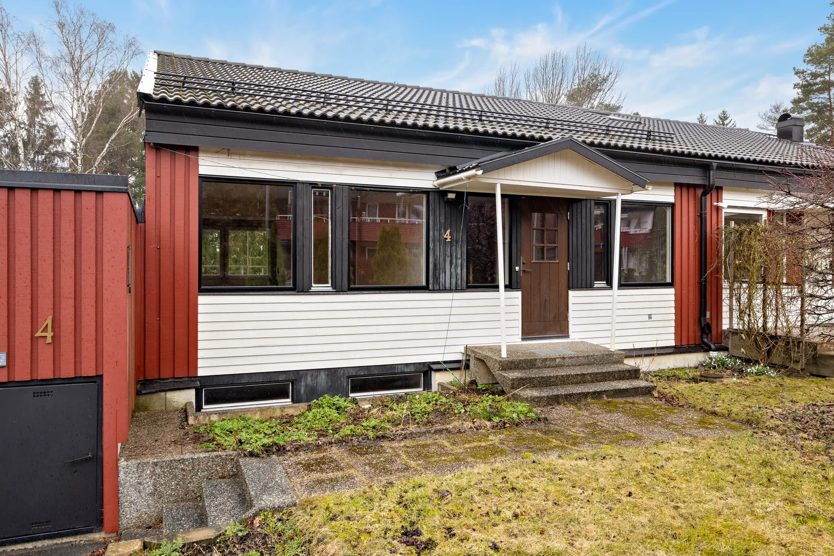 Villa, Radhus, Stallbacken 4, Viksjö, Järfälla