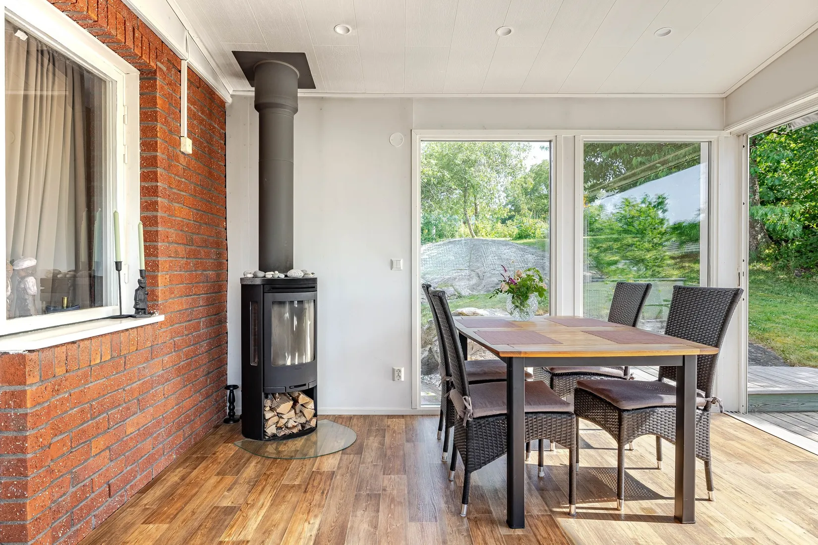 Villa, Hasselgatan 11, Söderköping tätort, Söderköping