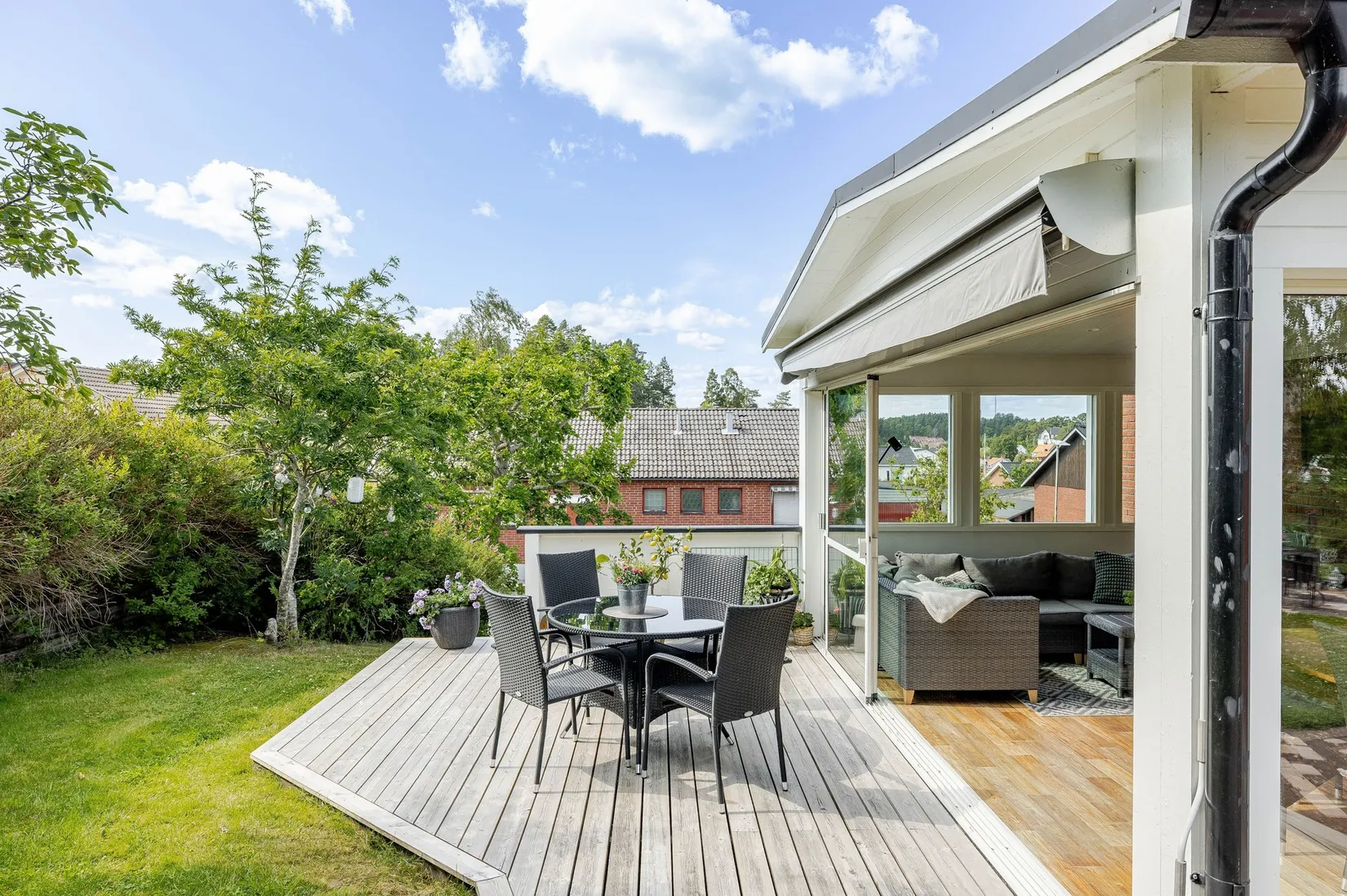 Villa, Hasselgatan 11, Söderköping tätort, Söderköping