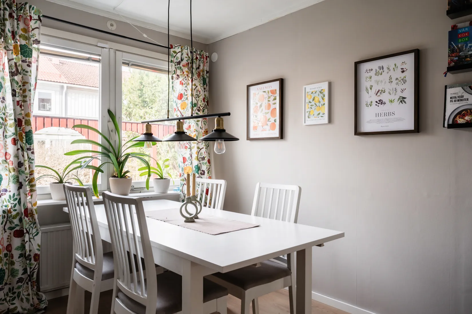 Villa, Radhus, Snårvindevägen 131, Hässelby Norra Villastad, Stockholm