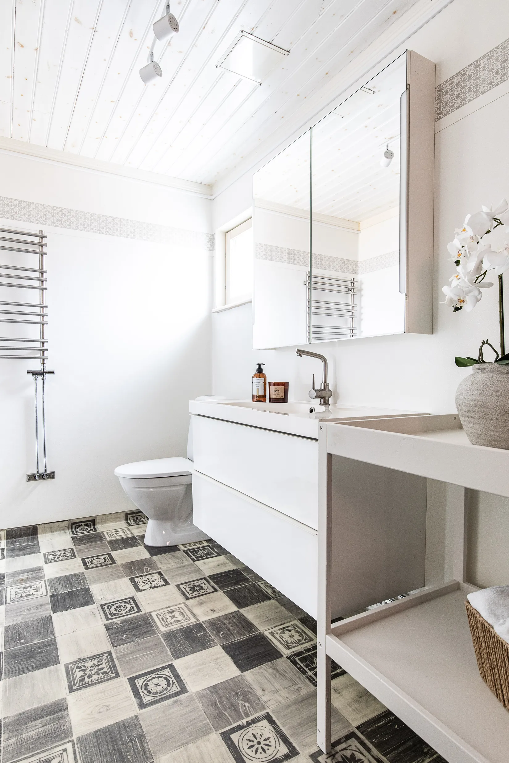 Villa, Blåvedsvägen 12, Torvalla, Östersund