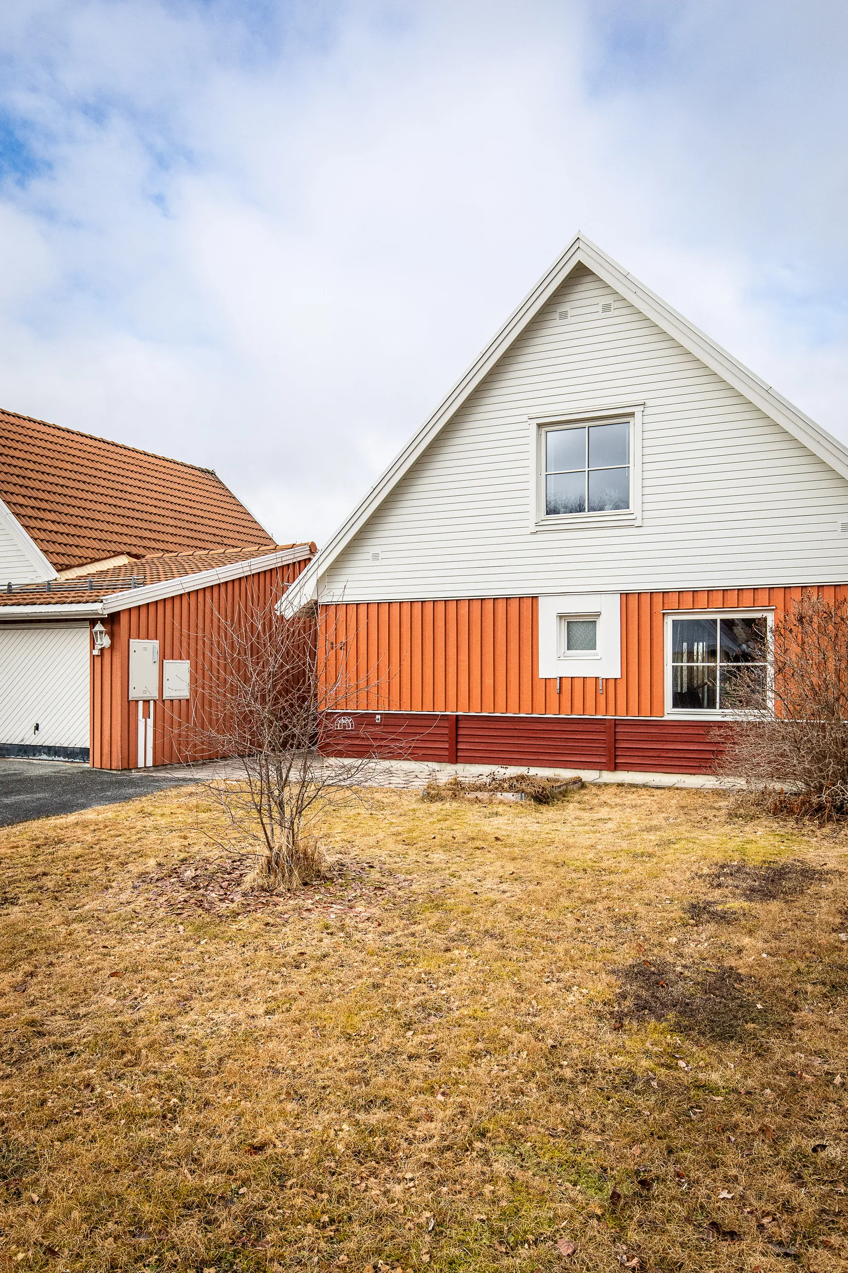 Villa, Blåvedsvägen 12, Torvalla, Östersund