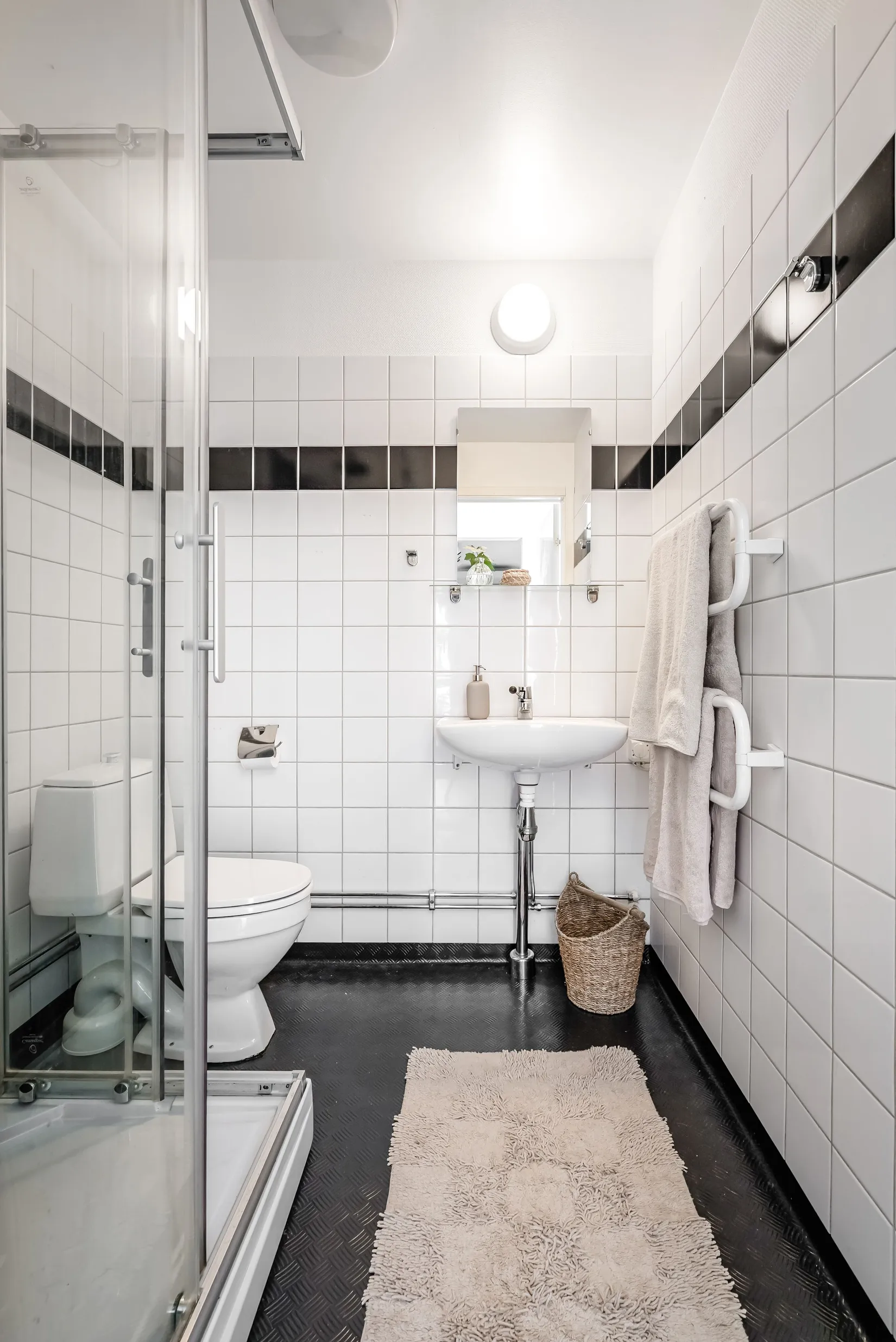 Villa, Radhus, Murstensvägen 40, Ormsta, Vallentuna