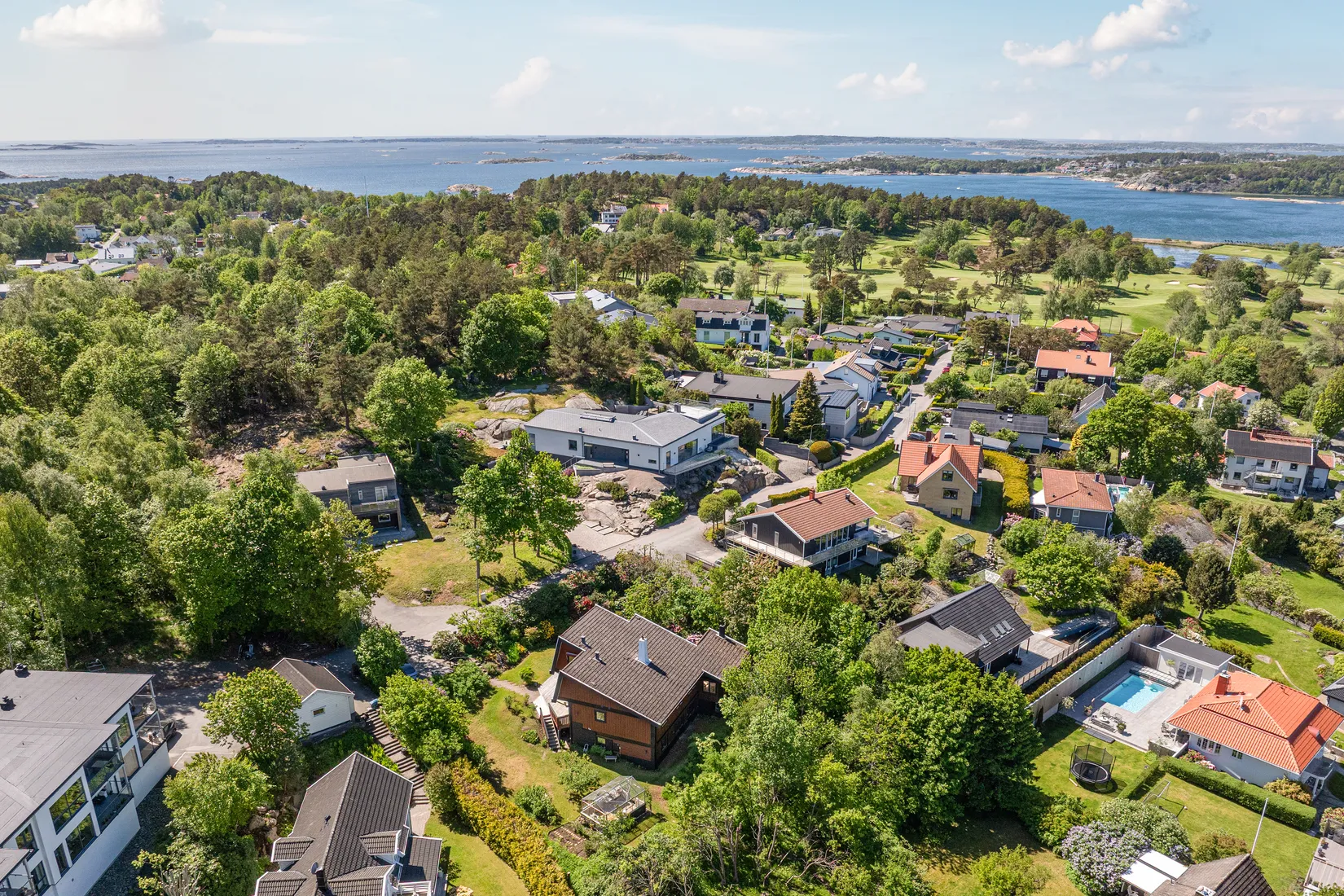 Villa, Hovås bautastensväg 14, Hovås, Göteborg