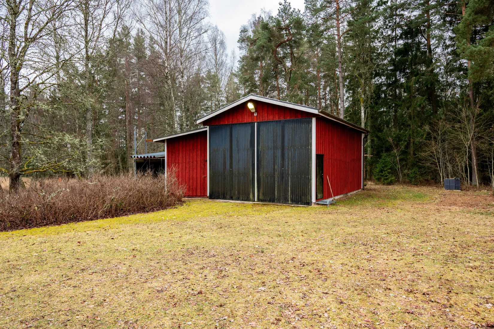 Gård/Skog, Edsvära Törnestorp 2, Edsvära, Vara