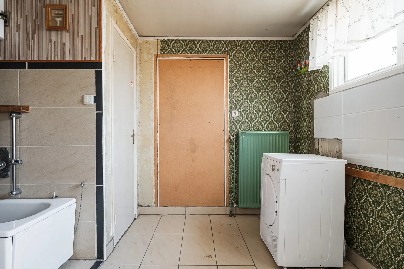 Villa, Långabergsvägen 2, Istorp, Mark