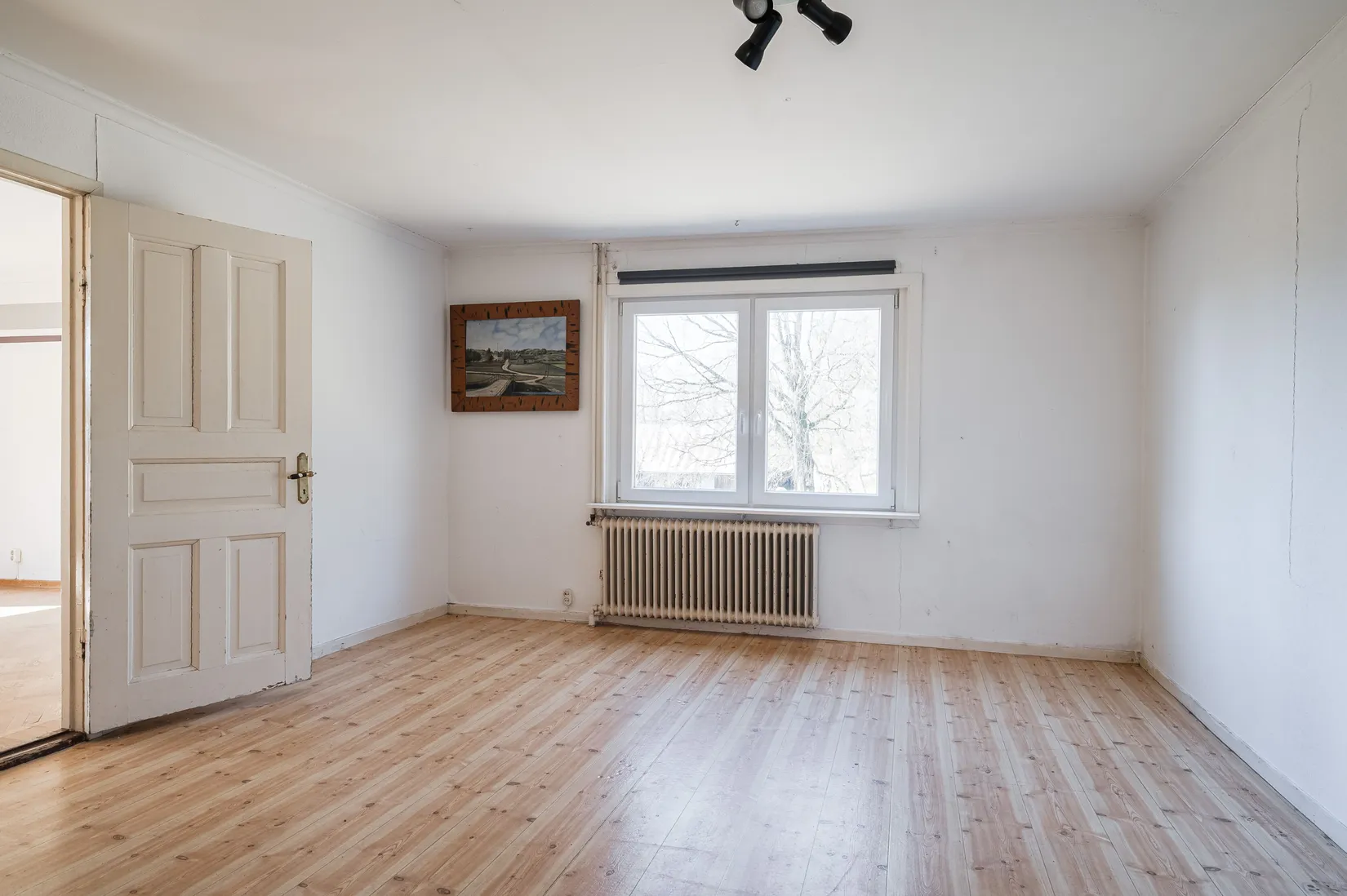 Villa, Långabergsvägen 2, Istorp, Mark