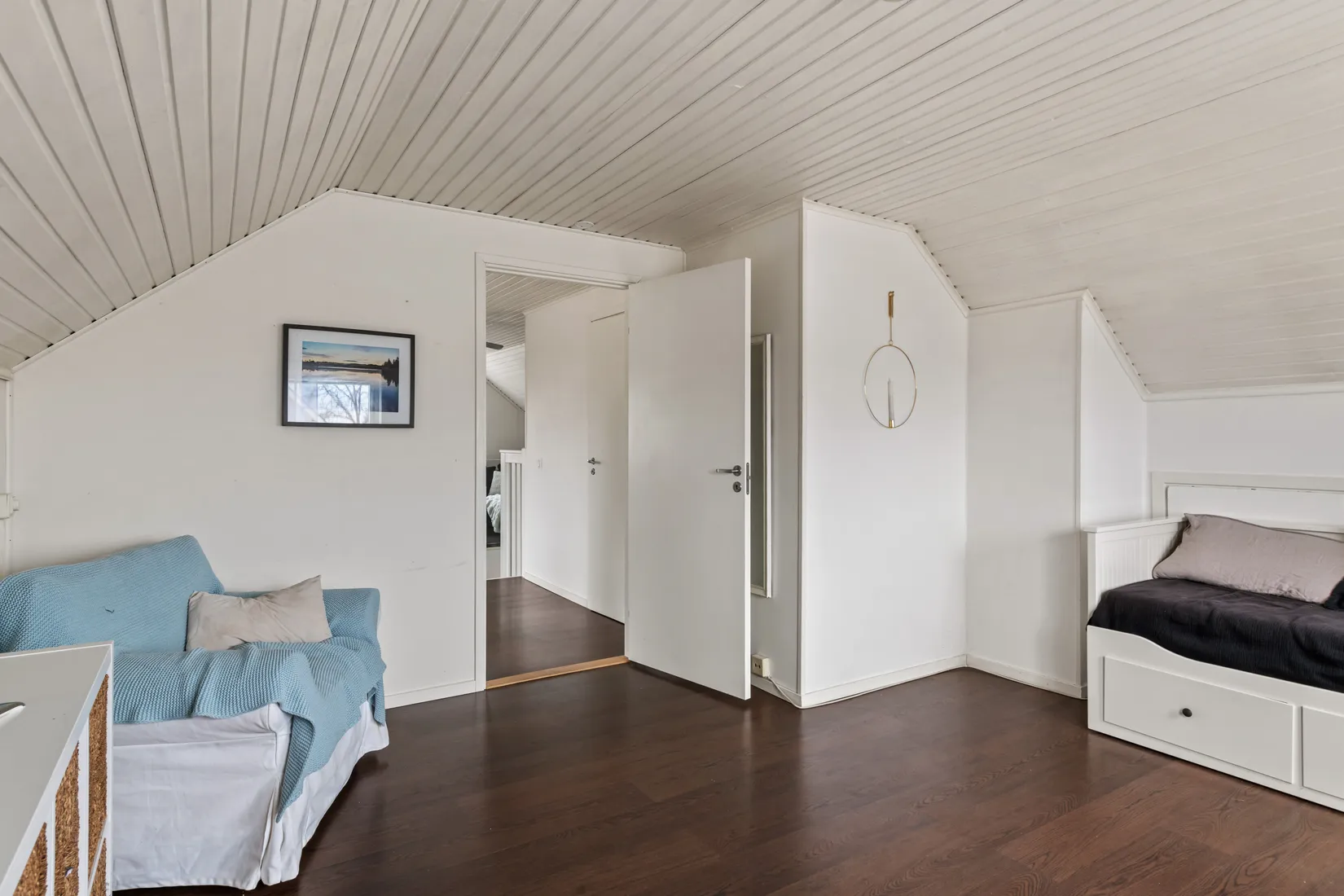 Villa, Ringvägen 11, Täby Kyrkby, Täby