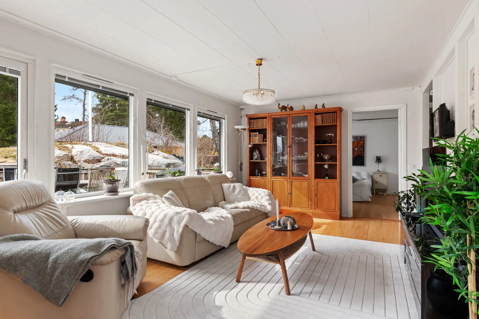 Villa, Ringvägen 11, Täby Kyrkby, Täby