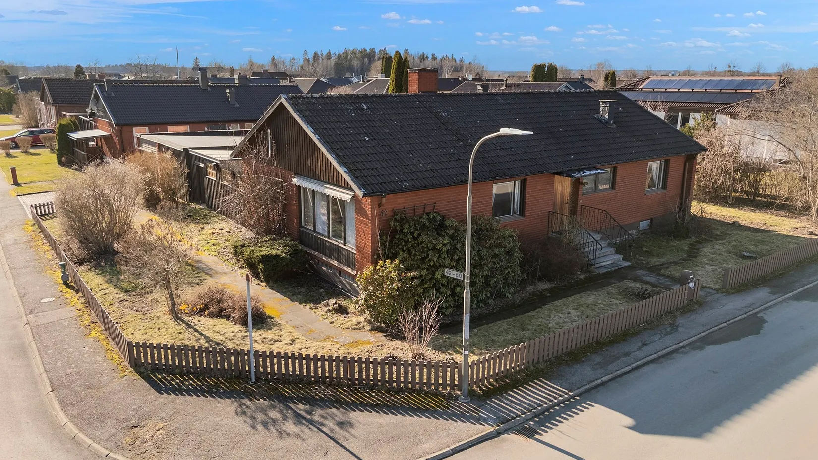 Villa, Stafettgatan 42, Rönnby, Västerås