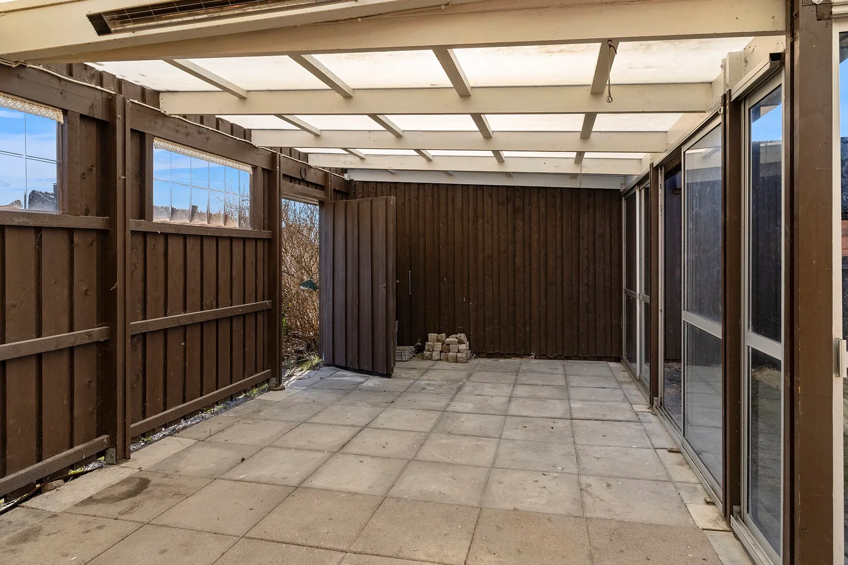 Villa, Stafettgatan 42, Rönnby, Västerås