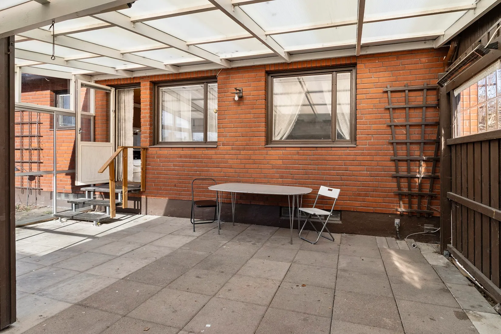 Villa, Stafettgatan 42, Rönnby, Västerås