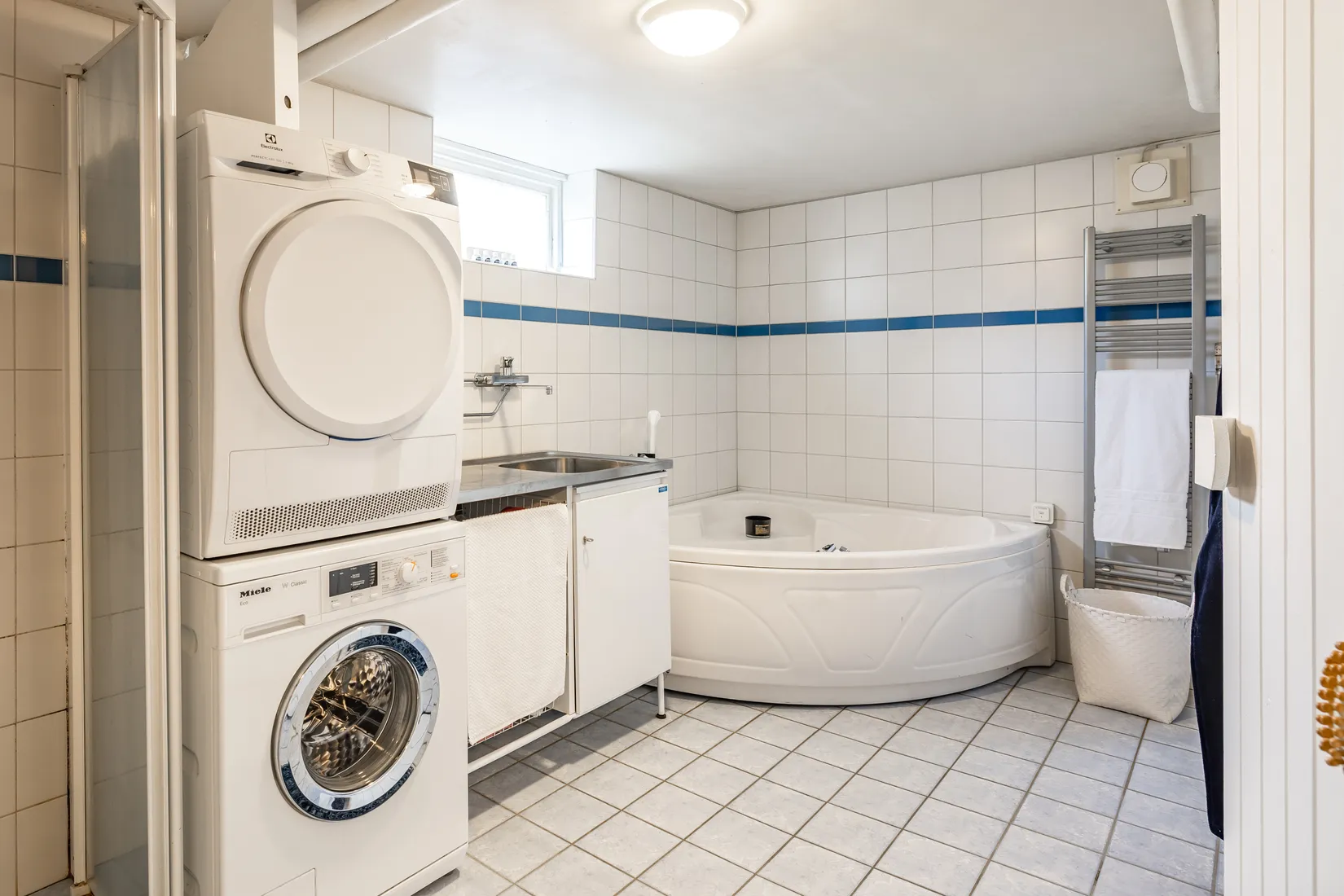 Villa, Prästbolsvägen 8, Lövnäs, Hammarö