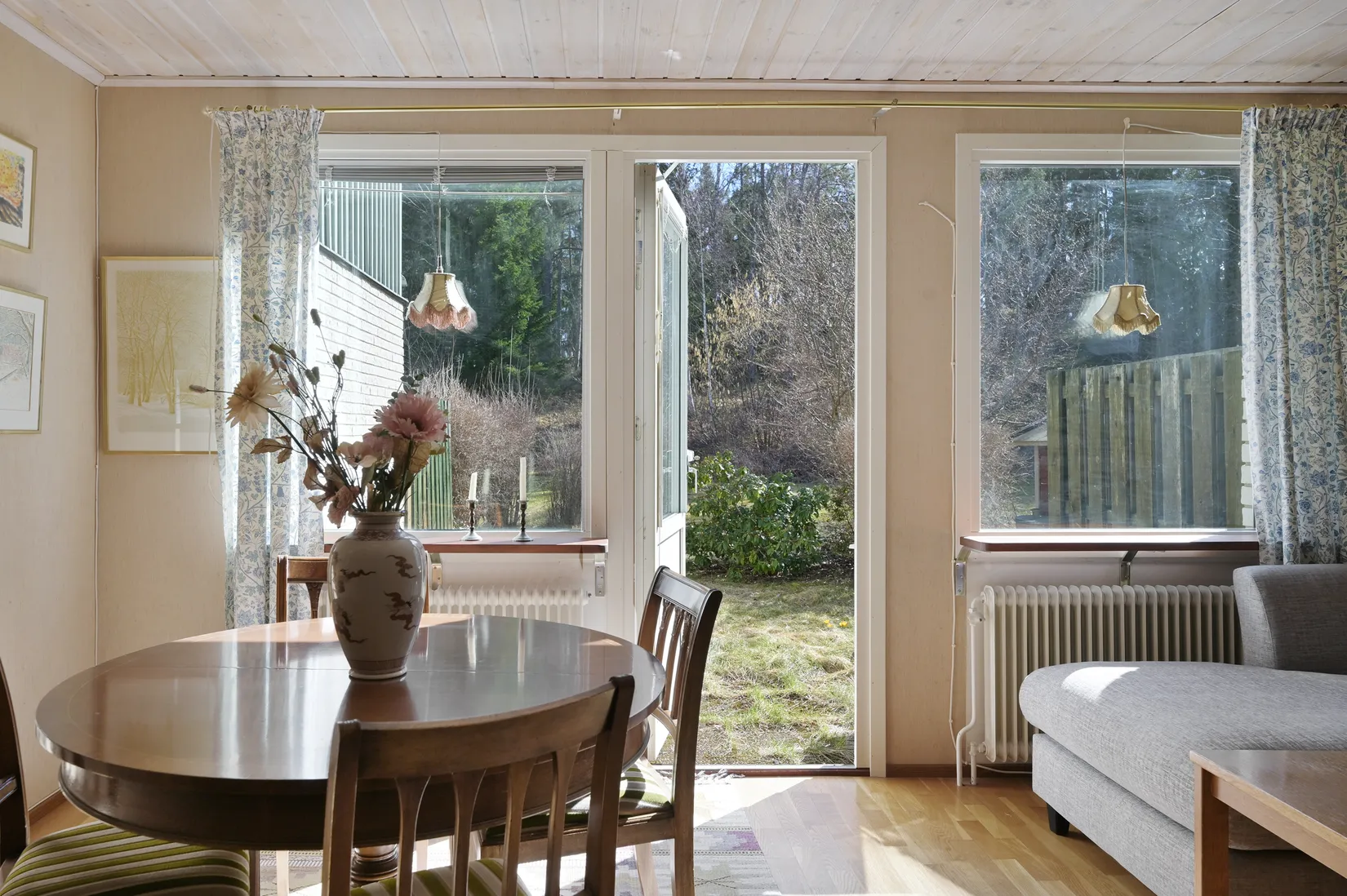 Villa, Radhus, Rapsvägen 24, Ekerö Väsby, Ekerö