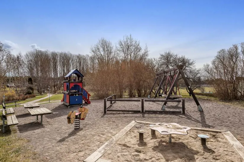 Villa, Radhus, Rapsvägen 24, Ekerö Väsby, Ekerö