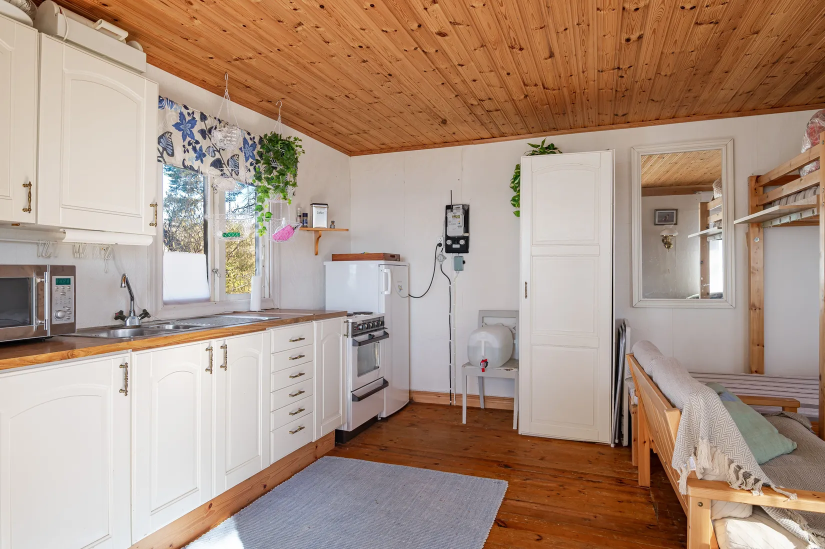 Fritidshus, Tordyvelsgränd 4, Bromma, Motala