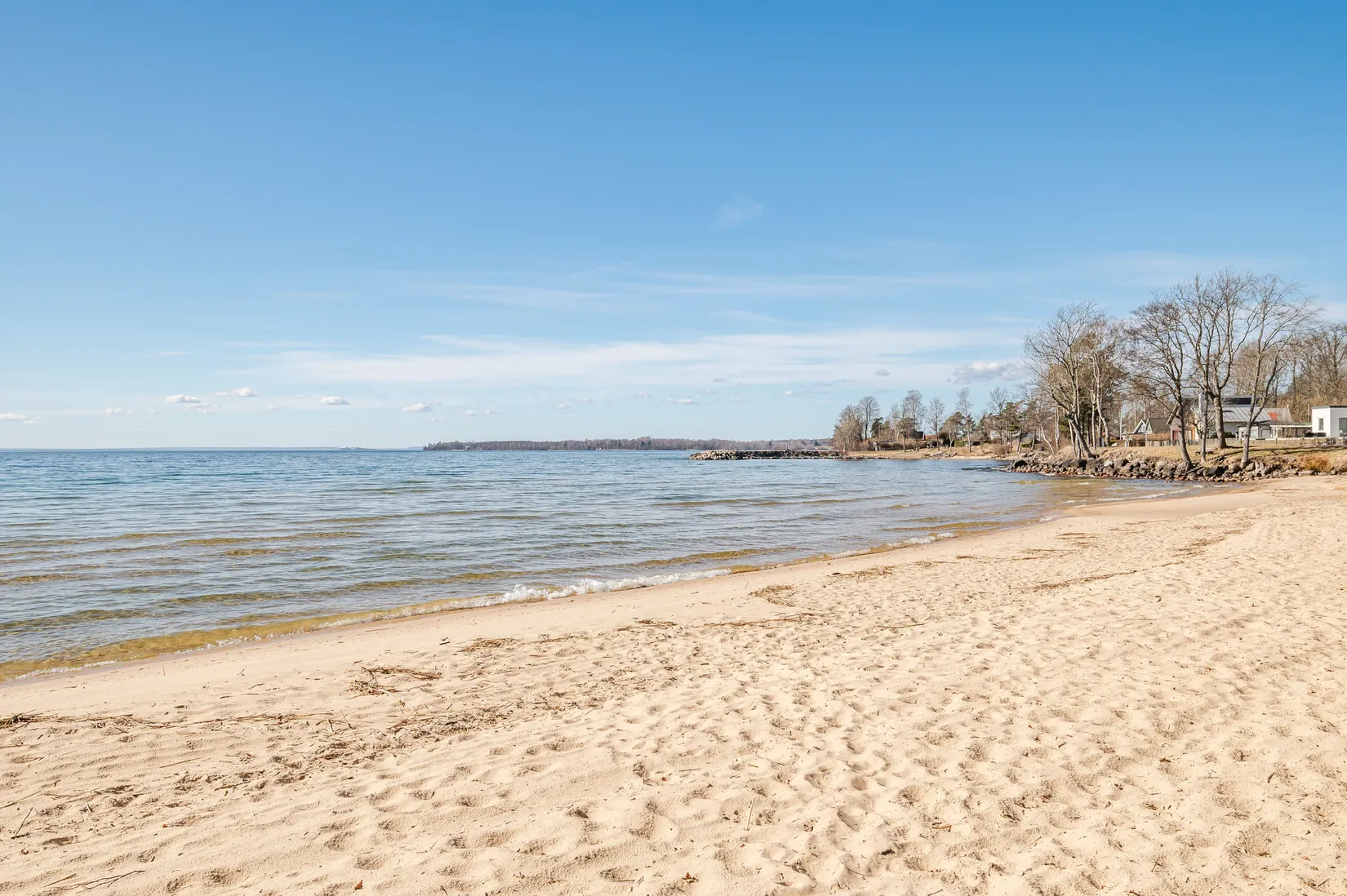 Fritidshus, Tordyvelsgränd 4, Bromma, Motala