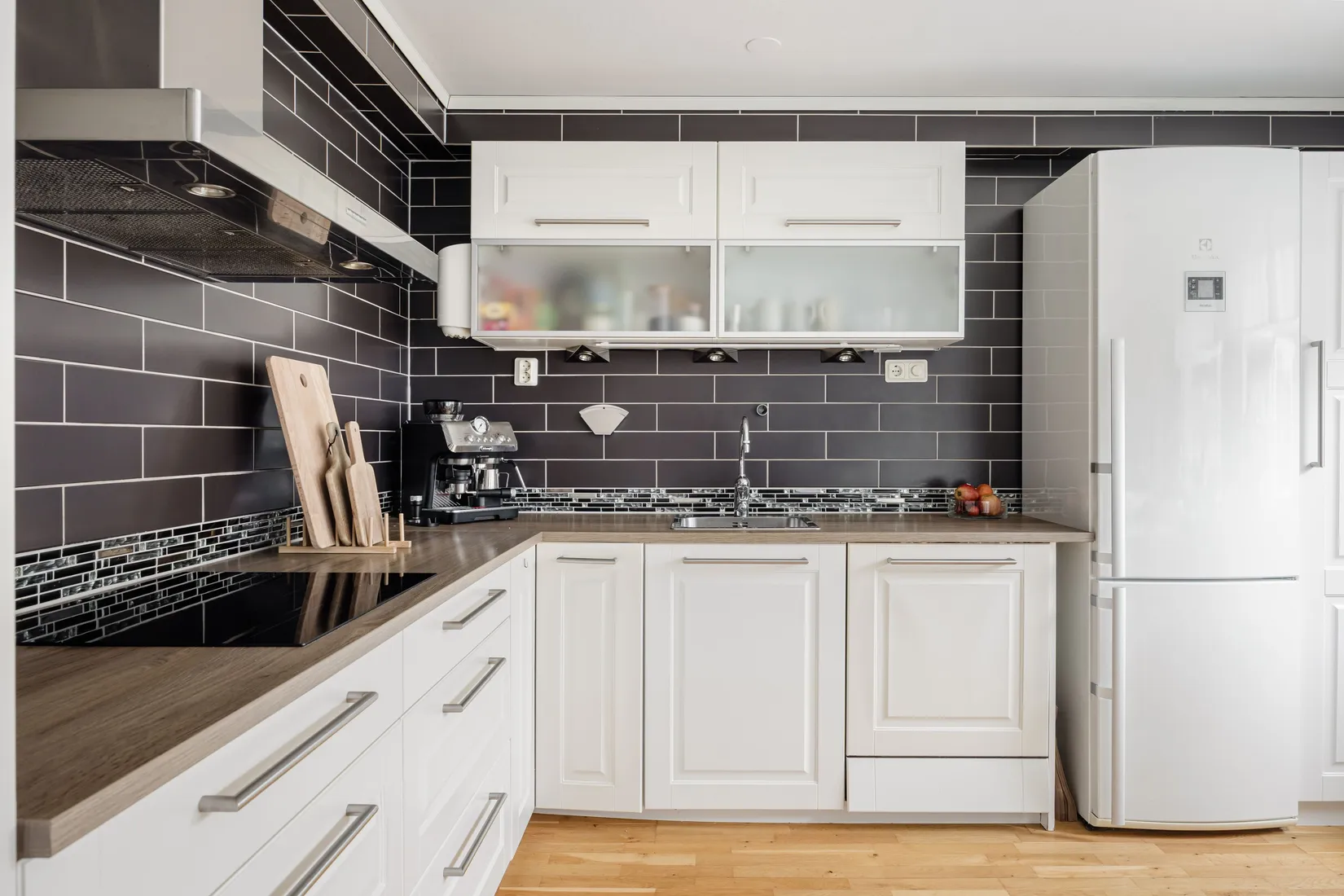 Villa, Radhus, Hagavägen 49, Ormsta, Vallentuna